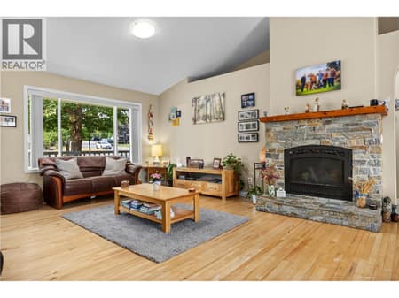 Photo 6 of 2735 Northview Place, Lake Country East / Oyama