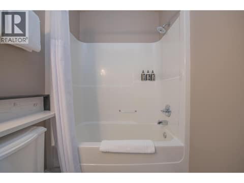 Photo 38 of 272 Chicopee Road Unit# 14A Lot# 14, Predator Ridge, Vernon
