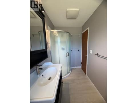 Photo 12 of 2000 Hollywood Road S, Rutland South, Kelowna