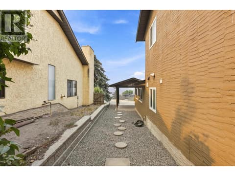 Photo 35 of 1979 HARRISON Way, Aberdeen, Kamloops