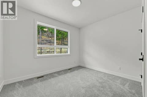 Photo 27 of 2071 Cortina Drive, Black Mountain, Kelowna