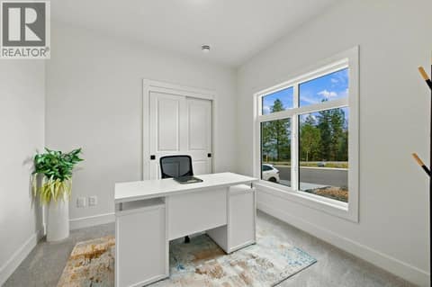 Photo 33 of 2071 Cortina Drive, Black Mountain, Kelowna