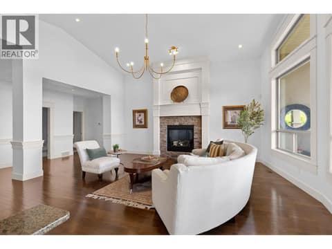 Photo 10 of 679 Devonian Avenue, Upper Mission, Kelowna