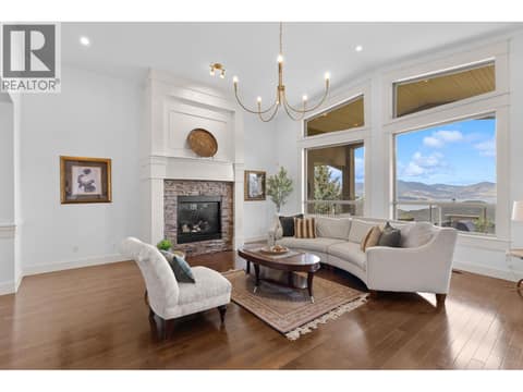 Photo 11 of 679 Devonian Avenue, Upper Mission, Kelowna