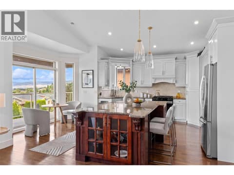 Virtually Staged at 679 Devonian Avenue, Upper Mission, Kelowna