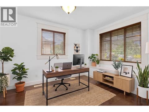 Virtually Staged at 679 Devonian Avenue, Upper Mission, Kelowna