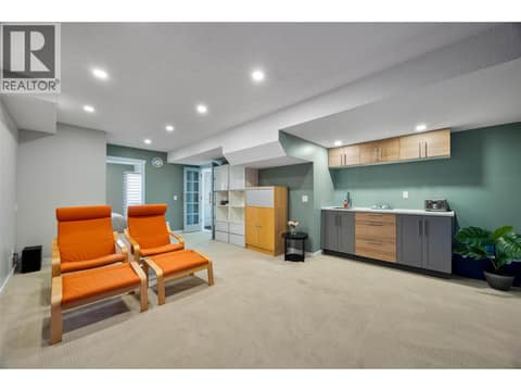 Photo 21 of 975 Huntleigh Crescent, Aberdeen, Kamloops
