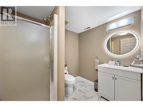 Photo 23 of 975 Huntleigh Crescent, Aberdeen, Kamloops