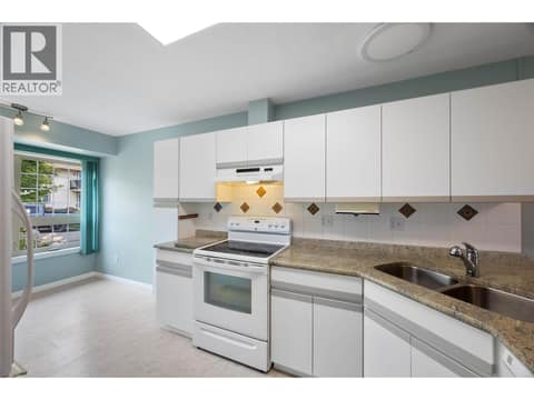 Photo 6 of 1750 Pacific Way Unit# 17, Aberdeen, Kamloops