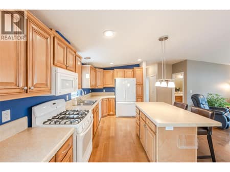 Photo 6 of 8300 GALLAGHER LK FRONTAGE Road Unit# 7, Oliver Rural