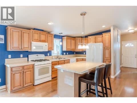 Photo 7 of 8300 GALLAGHER LK FRONTAGE Road Unit# 7, Oliver Rural