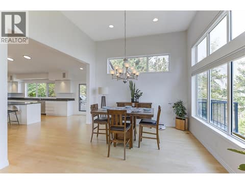 Photo 10 of 2296 Lillooet Crescent, Dilworth Mountain, Kelowna