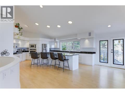 Photo 14 of 2296 Lillooet Crescent, Dilworth Mountain, Kelowna