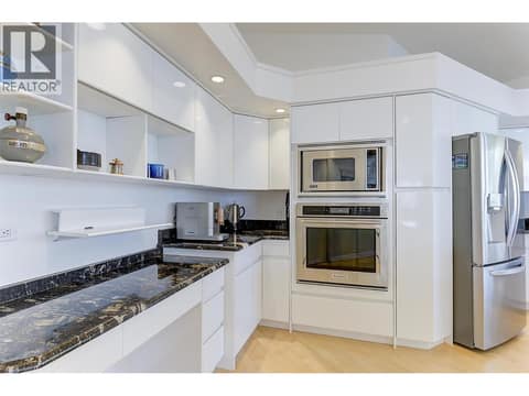 Photo 15 of 2296 Lillooet Crescent, Dilworth Mountain, Kelowna
