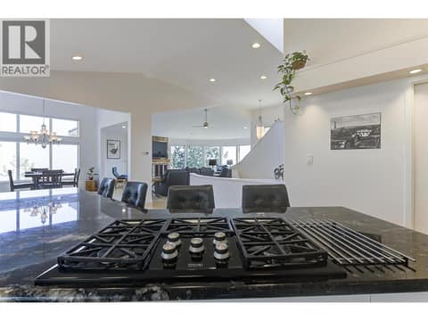Photo 18 of 2296 Lillooet Crescent, Dilworth Mountain, Kelowna