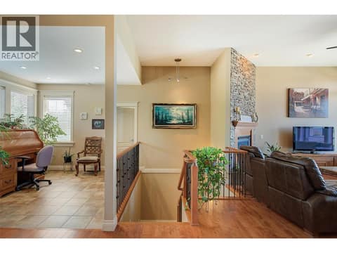 Photo 15 of 1095 Hume Avenue, Black Mountain, Kelowna