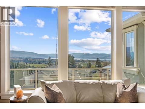 Photo 19 of 1095 Hume Avenue, Black Mountain, Kelowna