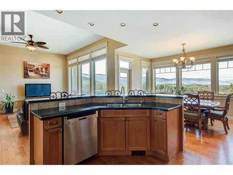 Photo 20 of 1095 Hume Avenue, Black Mountain, Kelowna