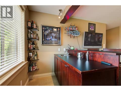 Wet Bar at 1095 Hume Avenue, Black Mountain, Kelowna