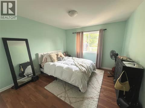 2nd Bedroom with Queen Bed. Plenty of space at 400 Sutton Crescent Unit# 310 Lot# 42, North Glenmore, Kelowna