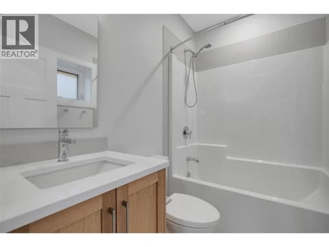 Downstairs ensuite at 1839 Grey Owl Court, McKinley Landing, Kelowna