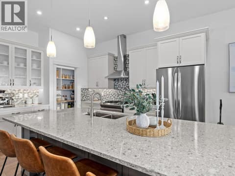 Photo 13 of 6666 Blackcomb Way, Foothills, Vernon