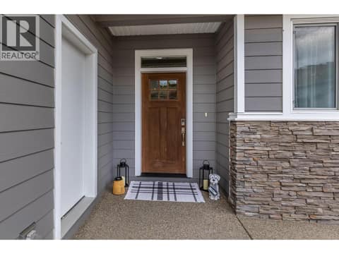 Photo 3 of 6666 Blackcomb Way, Foothills, Vernon