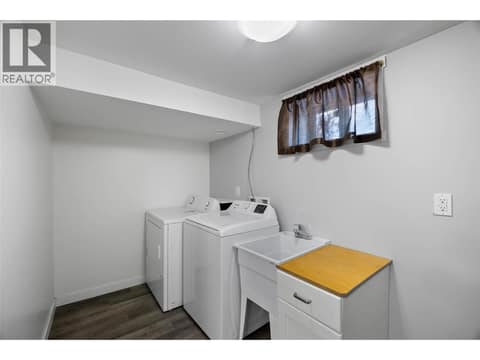 Photo 18 of 875 SURREY Avenue, North Kamloops