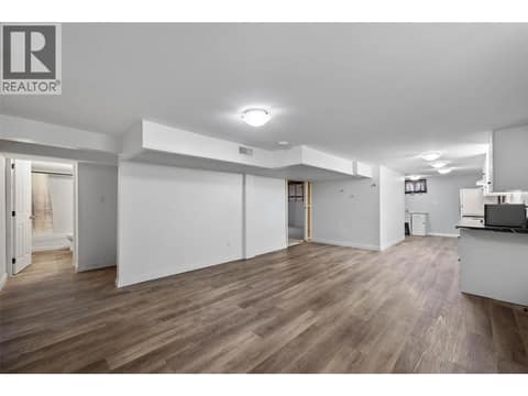 Photo 20 of 875 SURREY Avenue, North Kamloops