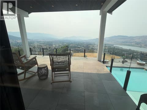 Covered Deck at 628 Hart Place, Foothills, Vernon