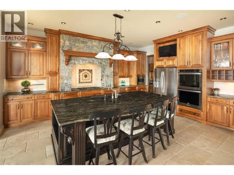 Photo 16 of 954 Hewetson Avenue, Upper Mission, Kelowna