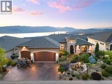 Photo 2 of 954 Hewetson Avenue, Upper Mission, Kelowna