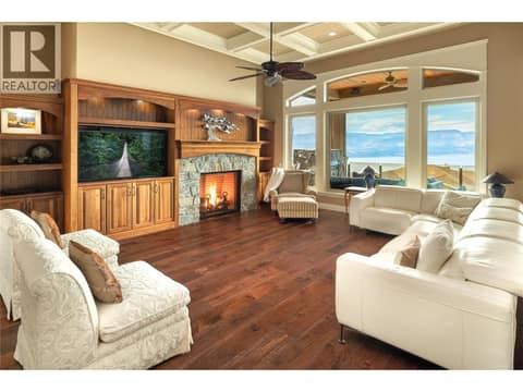 Photo 8 of 954 Hewetson Avenue, Upper Mission, Kelowna