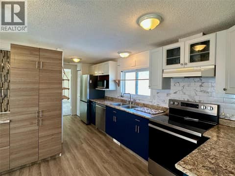 Great kitchen workspace at 12560 Westside Road Unit# 26, Swan Lake West, Vernon