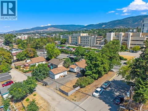 Photo 9 of 2100 32nd Street, Mission Hill, Vernon