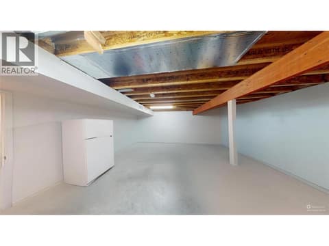 Virtually de-furnished at 2976 Heal Court, Armstrong/ Spall.