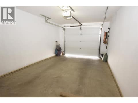Single car garage at 4800 Heritage Drive Unit# 7, Westmount, Vernon