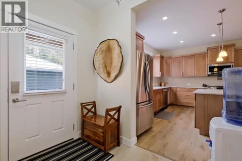 Photo 18 of 926 HOLDEN Road, Columbia/Duncan, Penticton