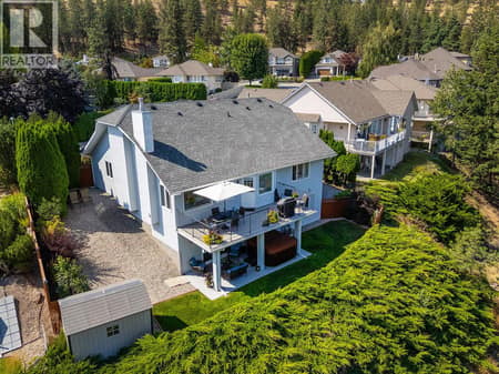 Photo 2 of 735 Nahanni Place, Dilworth Mountain, Kelowna
