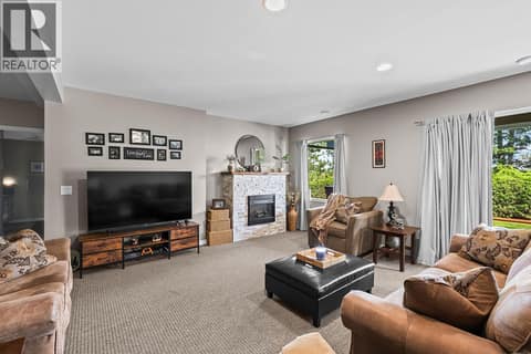 Photo 35 of 735 Nahanni Place, Dilworth Mountain, Kelowna