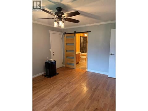 Primary bedroom with ensuite at 220 Prior Road S Unit# 1, Rutland South, Kelowna