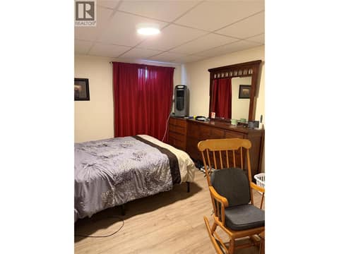 Suite bedroom at 220 Prior Road S Unit# 1, Rutland South, Kelowna