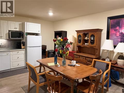 Suite Kitchen & Dining area at 220 Prior Road S Unit# 1, Rutland South, Kelowna