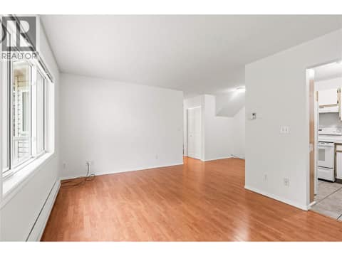 Photo 7 of 4202 Alexis Park Drive Unit# 221, Alexis Park, Vernon