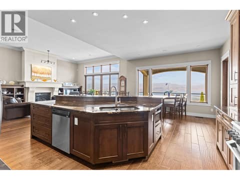 Photo 13 of 942 Hewetson Avenue, Upper Mission, Kelowna