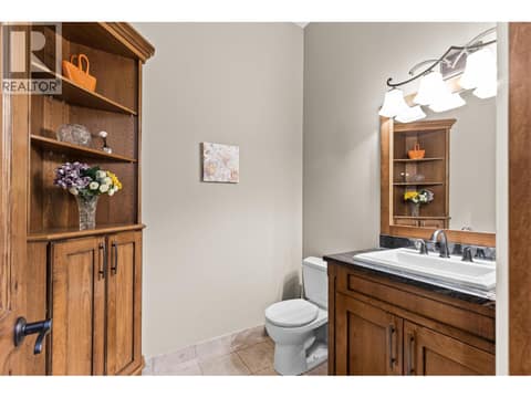 Photo 24 of 942 Hewetson Avenue, Upper Mission, Kelowna