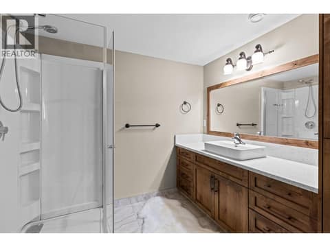 Photo 46 of 942 Hewetson Avenue, Upper Mission, Kelowna