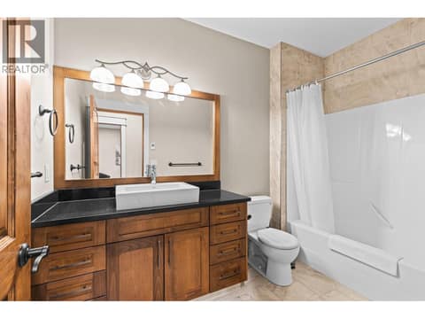 Photo 51 of 942 Hewetson Avenue, Upper Mission, Kelowna