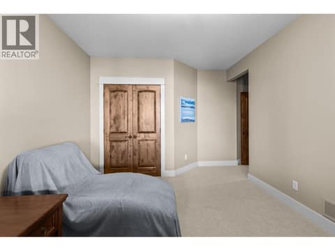 Photo 53 of 942 Hewetson Avenue, Upper Mission, Kelowna