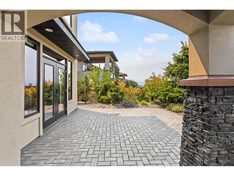 Photo 69 of 942 Hewetson Avenue, Upper Mission, Kelowna